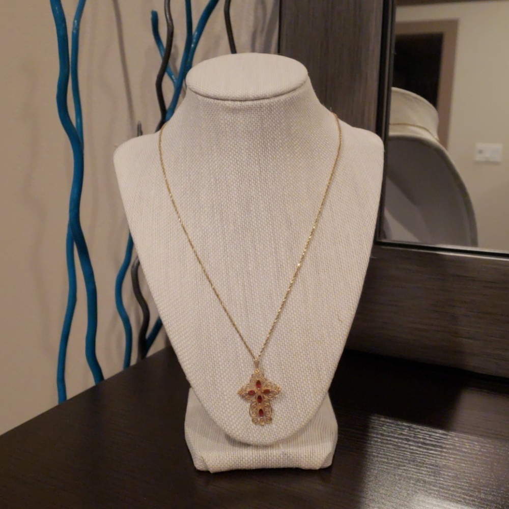 14 karat gold cross necklace